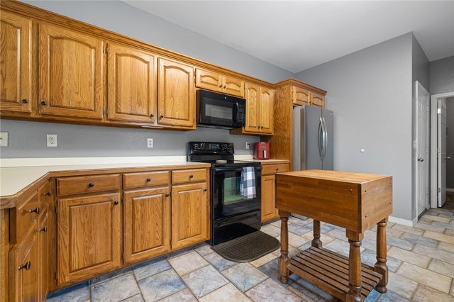 3999 Turnbury Drive, Harrison, AR 72601