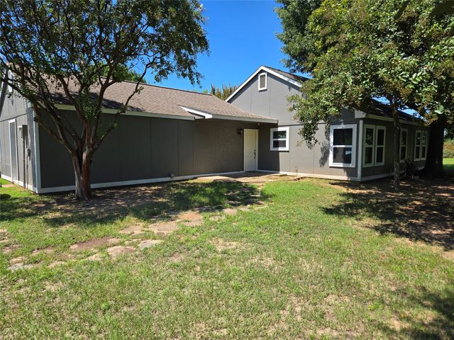 19408 County Road 4072, Kemp, TX 75143