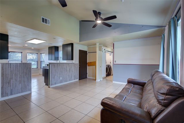 19408 County Road 4072, Kemp, TX 75143