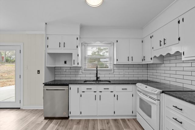 111 Charlotte Avenue, Grovetown, GA 30813