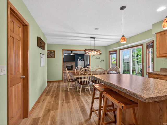 9525 Woodruff Court, New Haven, IN 46774