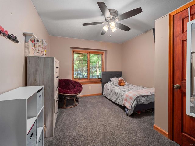 9525 Woodruff Court, New Haven, IN 46774