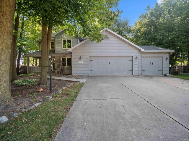 9525 Woodruff Court, New Haven, IN 46774