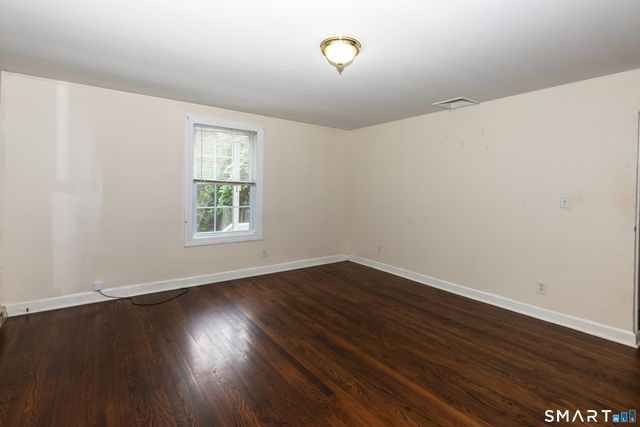 12 Cots Street, Shelton, CT 06484