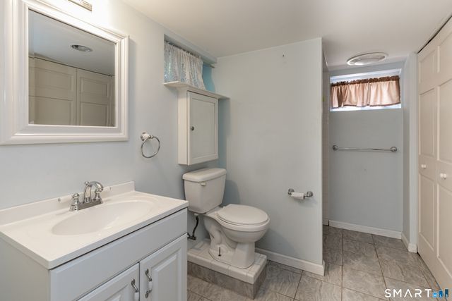 12 Cots Street, Shelton, CT 06484
