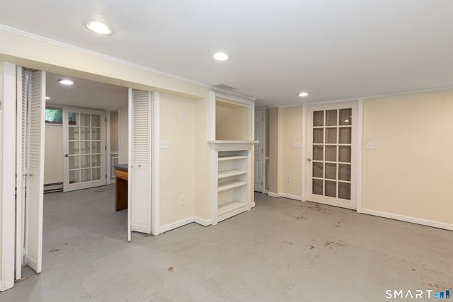 12 Cots Street, Shelton, CT 06484