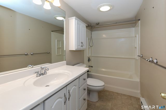 12 Cots Street, Shelton, CT 06484