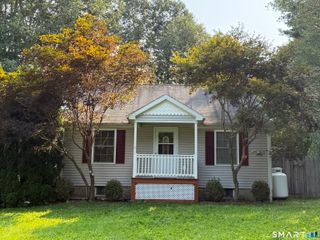 12 Cots Street, Shelton, CT 06484