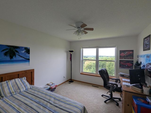 5215 Holly LA N 2403, Plymouth, MN 55446