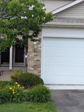 5215 Holly LA N 2403, Plymouth, MN 55446