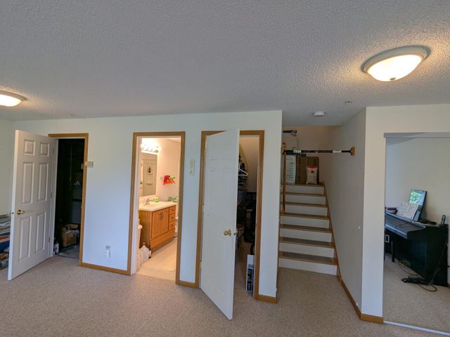 5215 Holly LA N 2403, Plymouth, MN 55446
