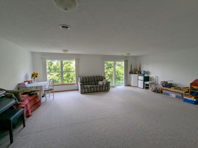 5215 Holly LA N 2403, Plymouth, MN 55446
