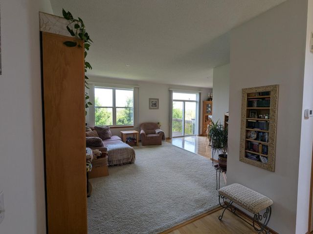 5215 Holly LA N 2403, Plymouth, MN 55446