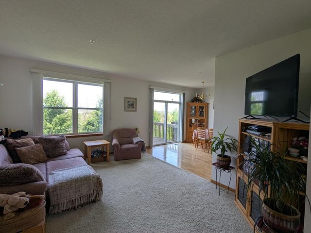 5215 Holly LA N 2403, Plymouth, MN 55446