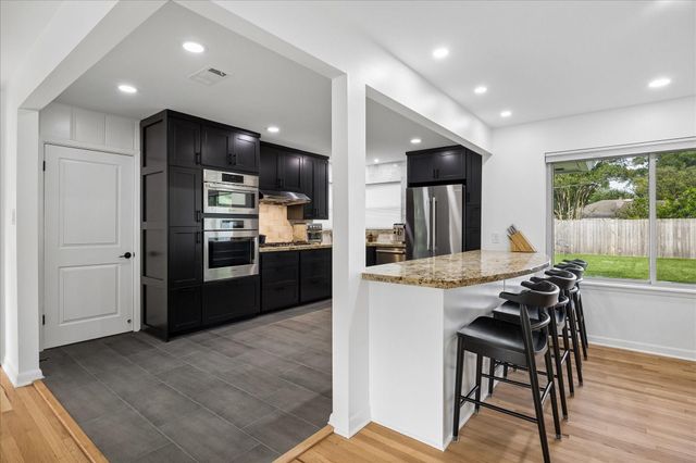 1814 Sea Queen Court, Houston, TX 77008