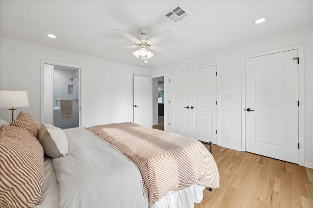 1814 Sea Queen Court, Houston, TX 77008