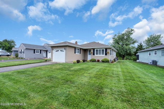 212 Harrington Drive N, Berkeley, NJ 08721