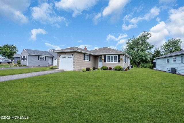 212 Harrington Drive N, Berkeley, NJ 08721