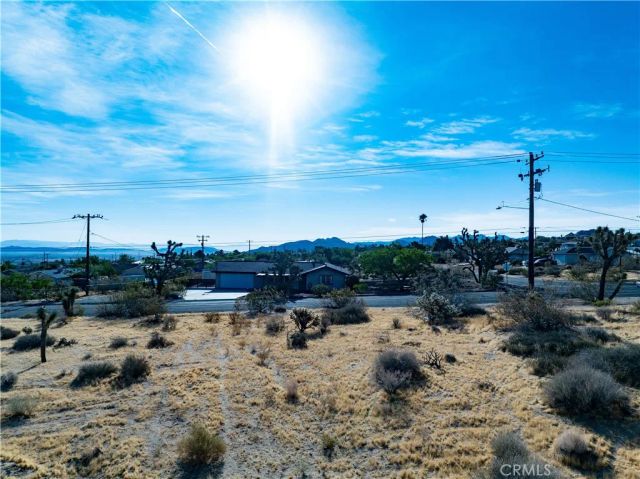 7454 Olympic, Joshua Tree, CA 92252