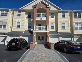 2101 Avery Ct 2101, Franklin Twp., NJ 08873