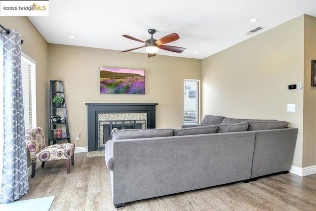 2310 Yorkshire Drive, Antioch, CA 94531