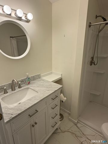 14 Chestnut Drive, Westbrook, CT 06498