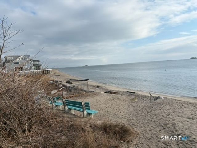 14 Chestnut Drive, Westbrook, CT 06498