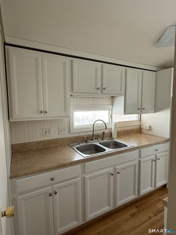 14 Chestnut Drive, Westbrook, CT 06498