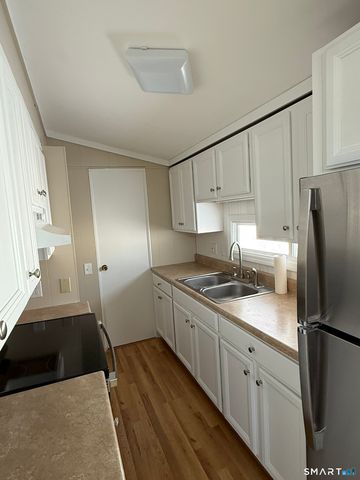 14 Chestnut Drive, Westbrook, CT 06498