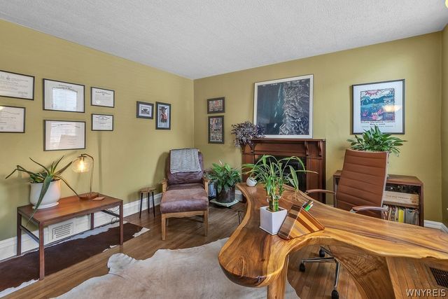 142 North Pearl Street, Buffalo, NY 14202