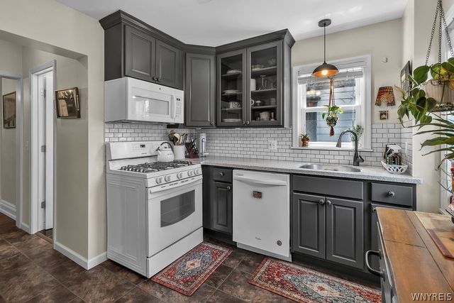 142 North Pearl Street, Buffalo, NY 14202