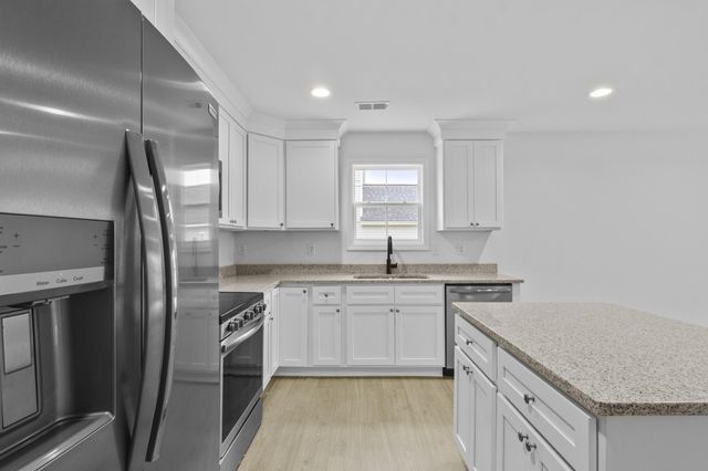 765 Harrison Trace, Lexington, KY 40505