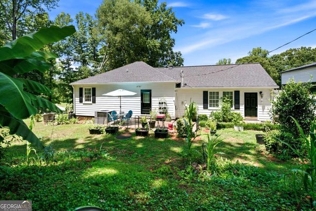 1042 Carl Bramlett Road, Winder, GA 30680