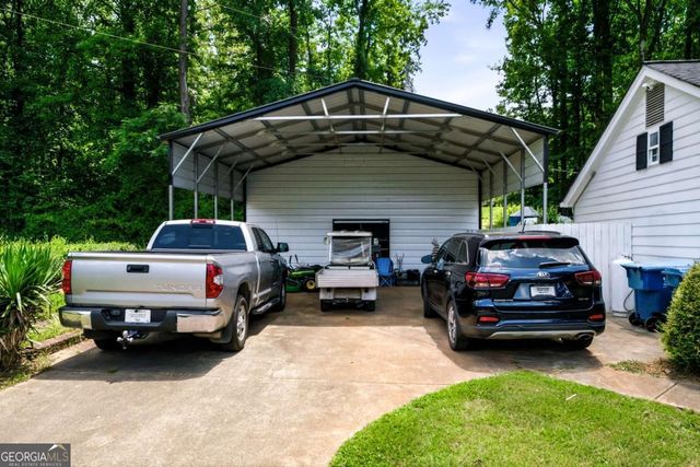 1042 Carl Bramlett Road, Winder, GA 30680