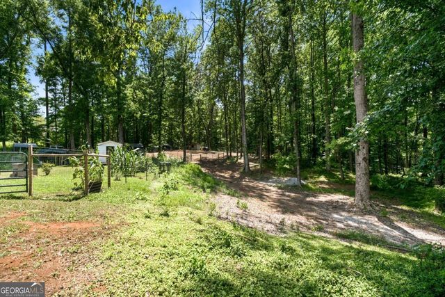 1042 Carl Bramlett Road, Winder, GA 30680