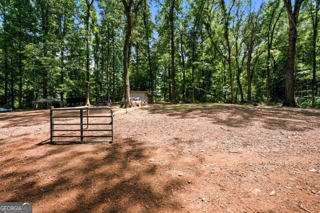 1042 Carl Bramlett Road, Winder, GA 30680