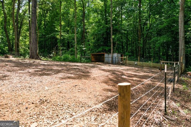 1042 Carl Bramlett Road, Winder, GA 30680