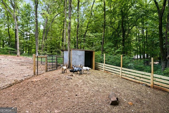 1042 Carl Bramlett Road, Winder, GA 30680