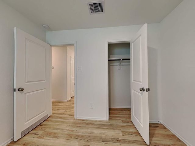18714 Mercer Falls Drive, Hockley, TX 77447