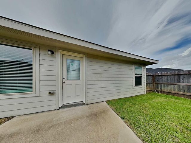 18714 Mercer Falls Drive, Hockley, TX 77447