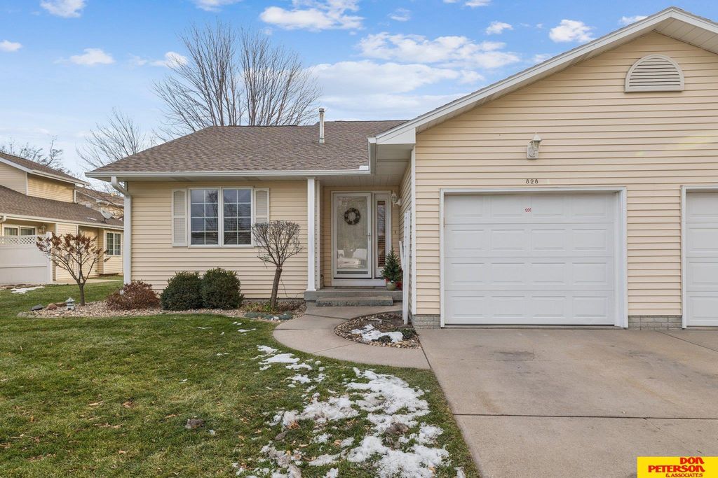 828 N Hancock Street, Fremont, NE 68025