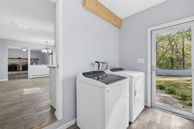10 Todd Court, Port Jefferson, NY 11776