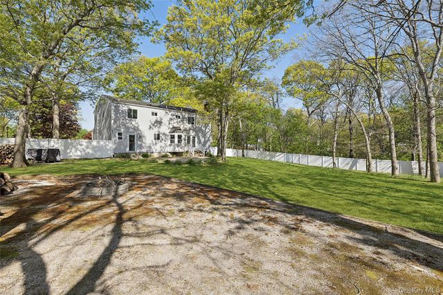 10 Todd Court, Port Jefferson, NY 11776