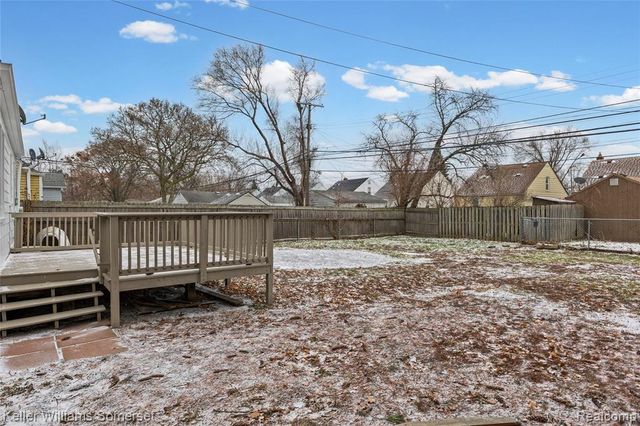 1081 Mill Street, Lincoln Park, MI 48146