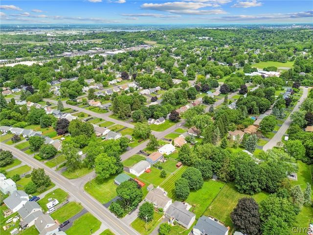 131 Skyview Terrace, Camillus, NY 13219