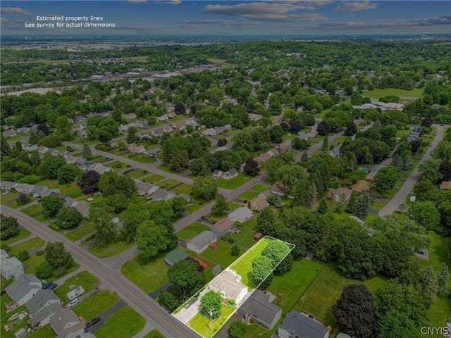 131 Skyview Terrace, Camillus, NY 13219