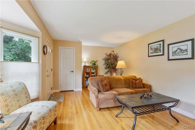 131 Skyview Terrace, Camillus, NY 13219