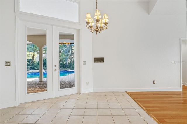 7725 APPLE TREE CIRCLE, Orlando, FL 32819