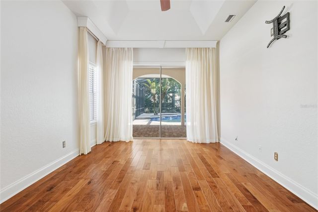 7725 APPLE TREE CIRCLE, Orlando, FL 32819