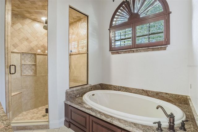 7725 APPLE TREE CIRCLE, Orlando, FL 32819